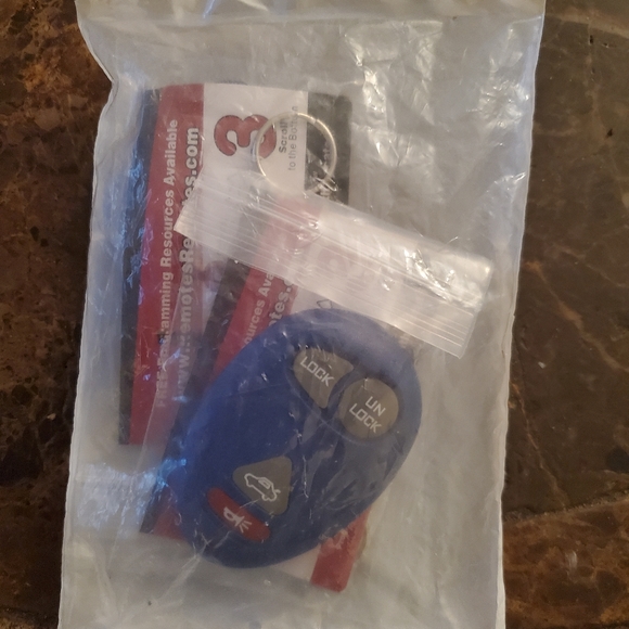 2 Key Fob Replacements Blue Buick Cadillac Chevy G 415 NWT - Picture 3 of 5